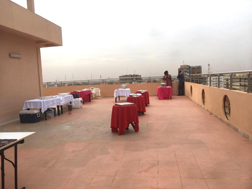 Hotel Les Fleurettes Ouagadougou Exterior photo